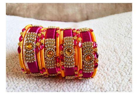 TRENDY BANGLES SET UPTO 60% OFF